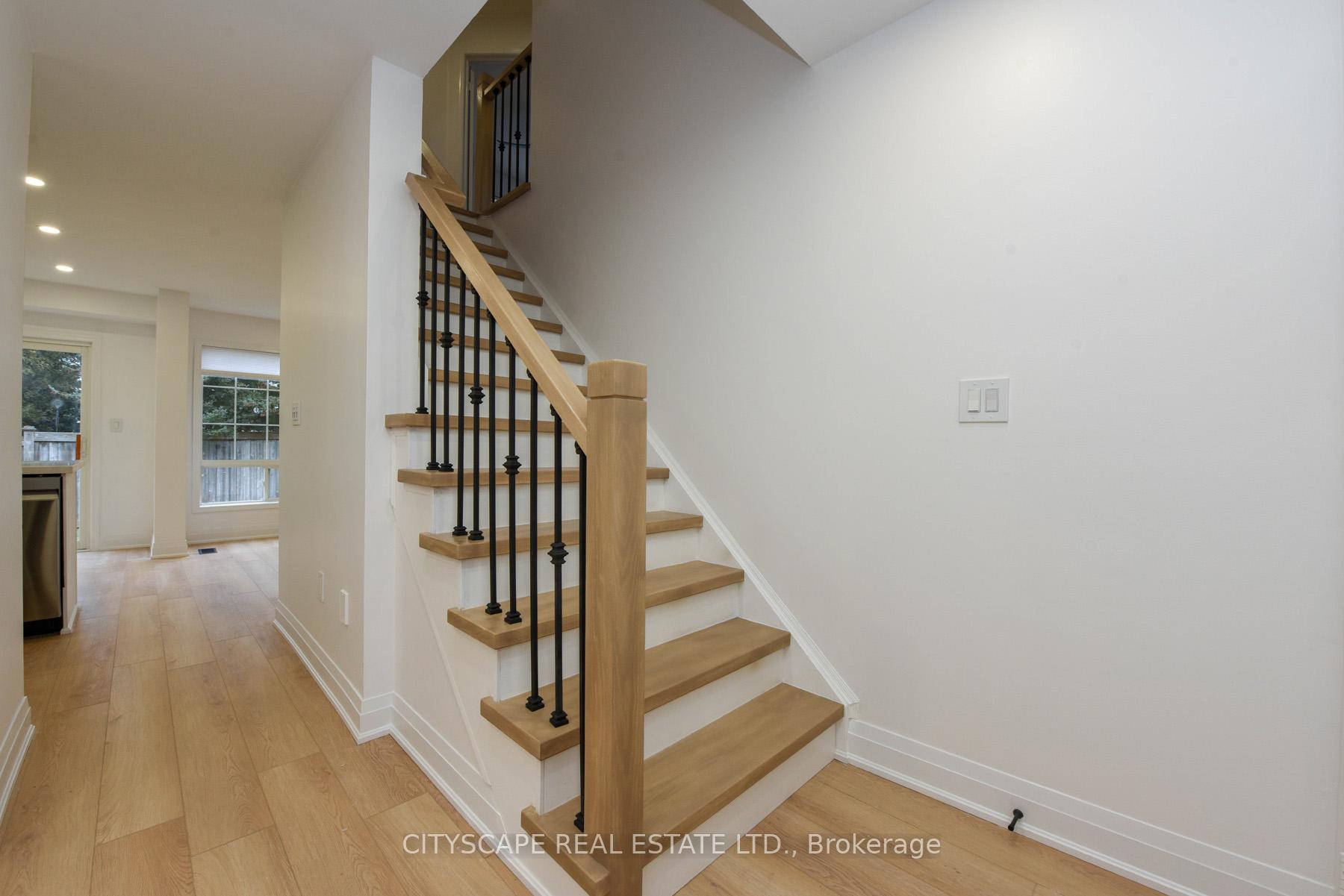 Photo 9 of 1631 Gowling Terrace, Milton, Clarke — HOMEH