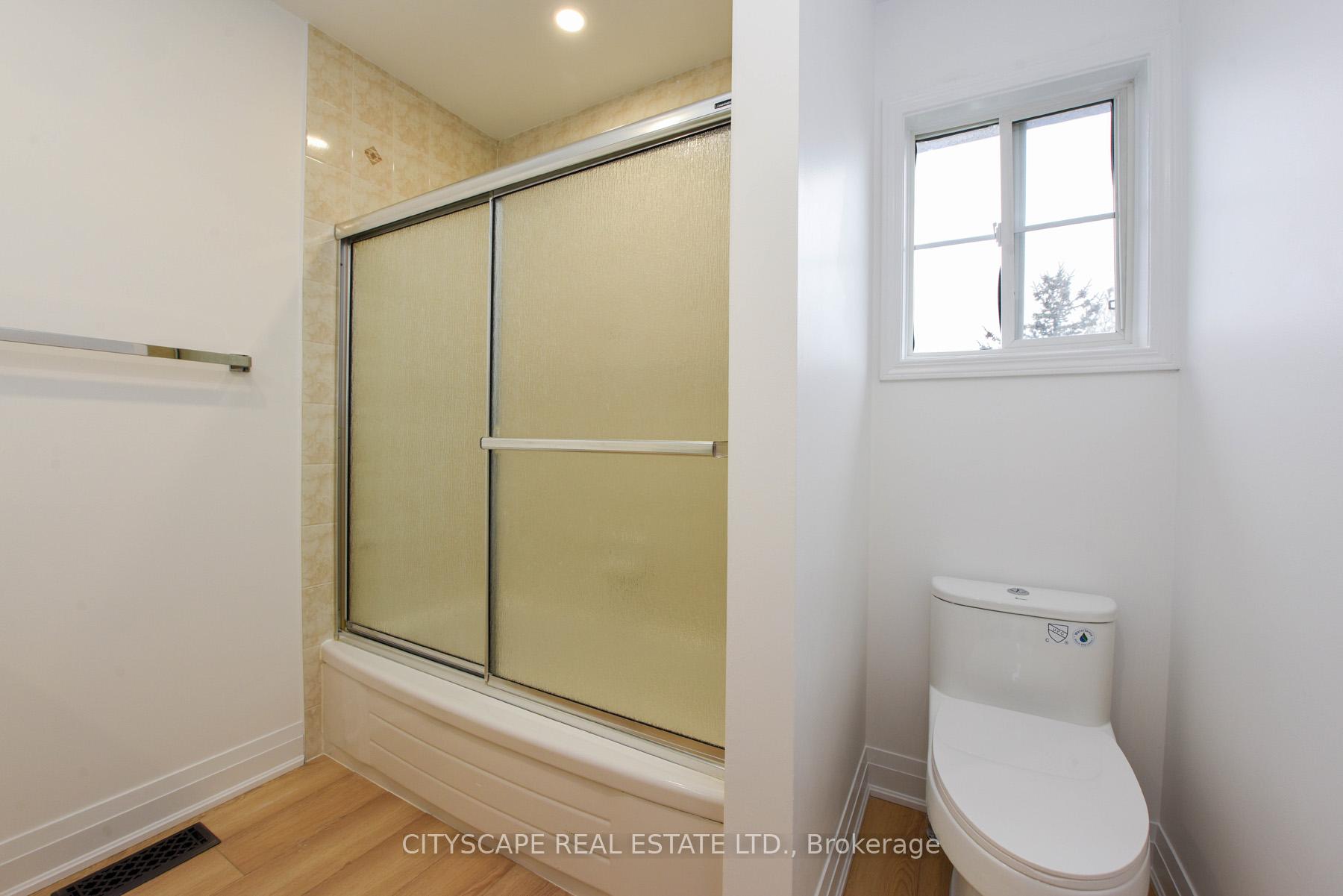 Photo 14 of 1631 Gowling Terrace, Milton, Clarke — HOMEH