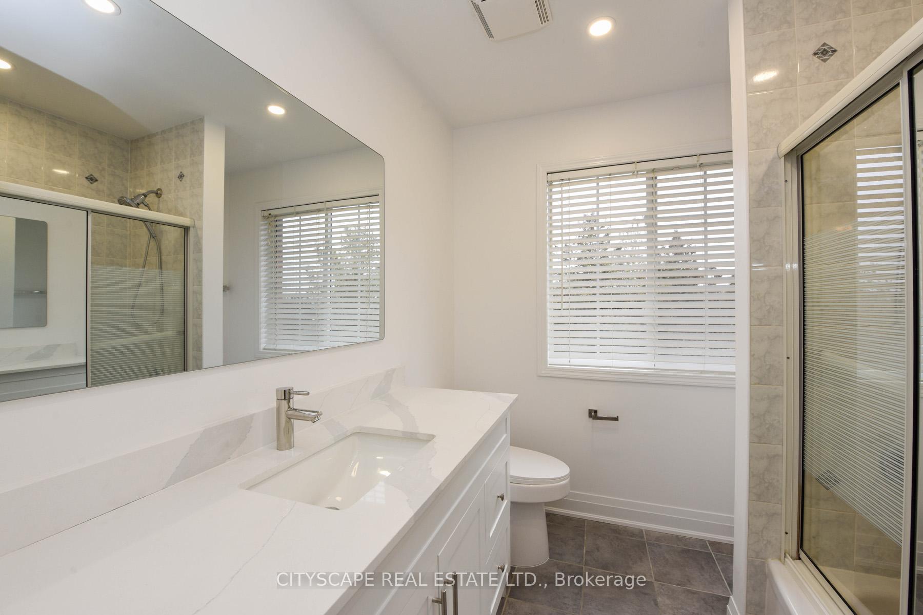 Photo 26 of 1631 Gowling Terrace, Milton, Clarke — HOMEH