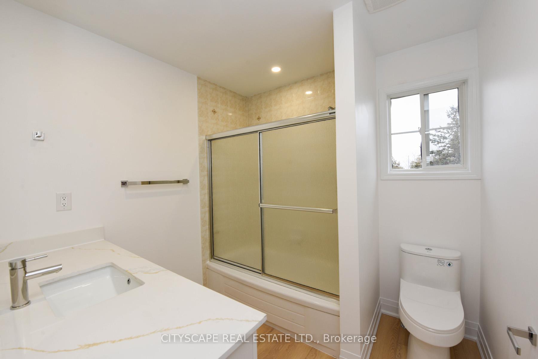 Photo 27 of 1631 Gowling Terrace, Milton, Clarke — HOMEH