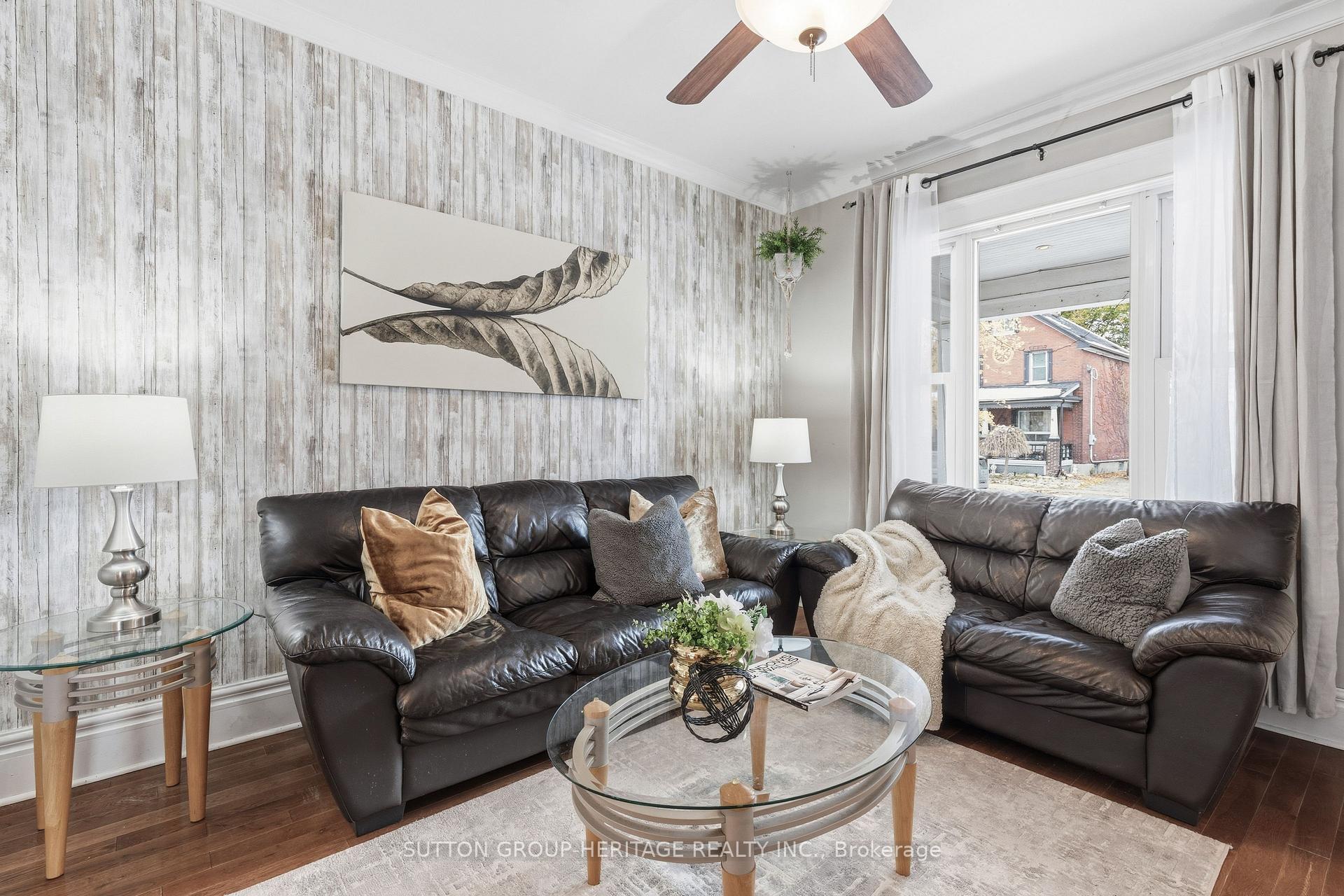 Photo 11 of 211 Gliddon Avenue, Oshawa, Central — HOMEH
