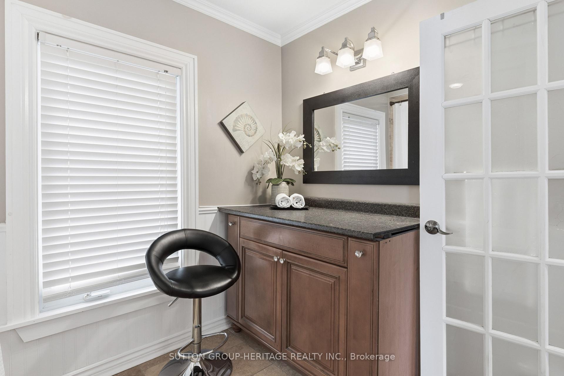 Photo 27 of 211 Gliddon Avenue, Oshawa, Central — HOMEH