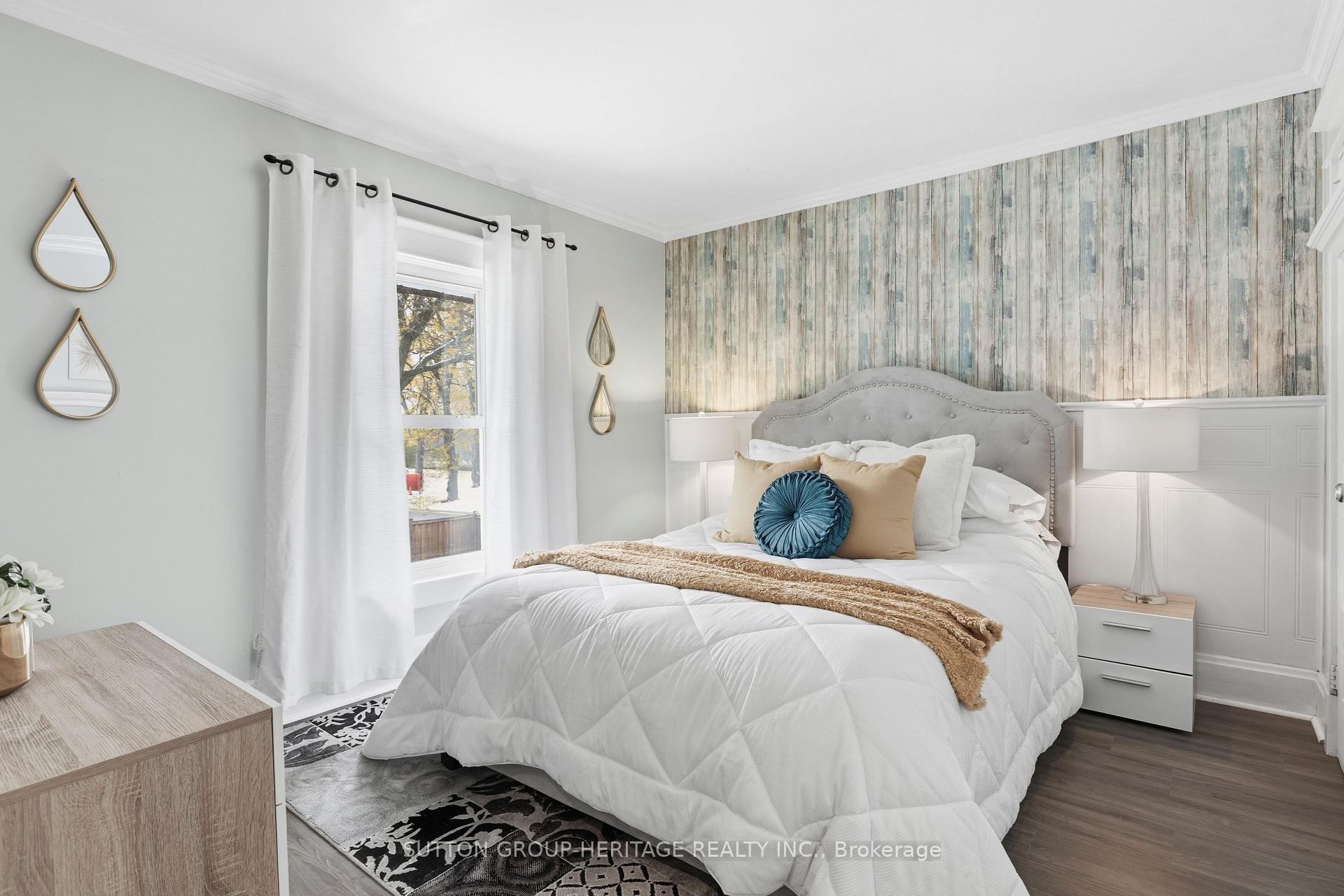 Photo 29 of 211 Gliddon Avenue, Oshawa, Central — HOMEH