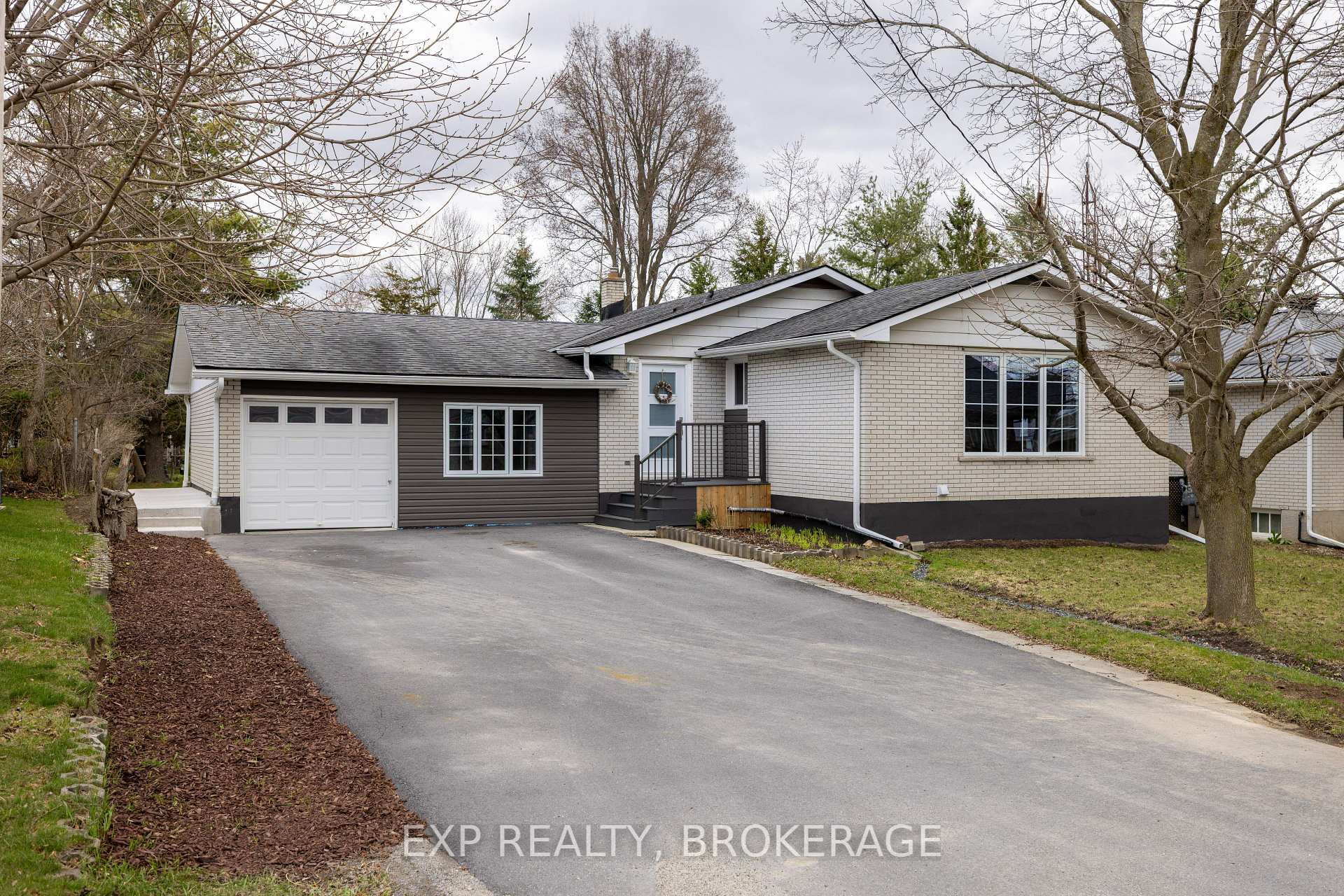 Photo 1 of 1288 Westbrook Road, Kingston, City Northwest — HOMEH