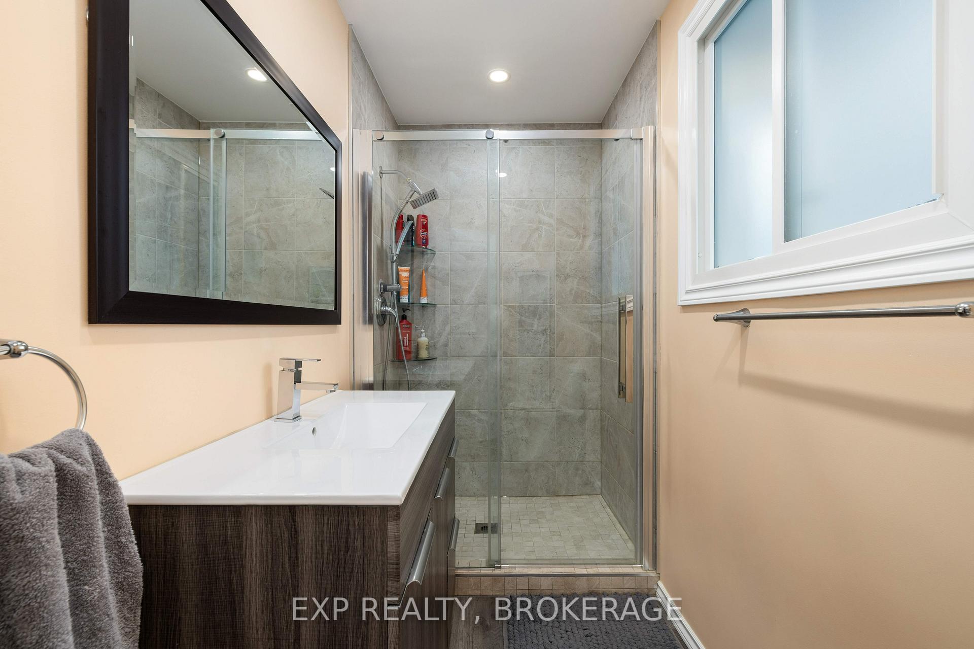 Photo 18 of 1288 Westbrook Road, Kingston, City Northwest — HOMEH
