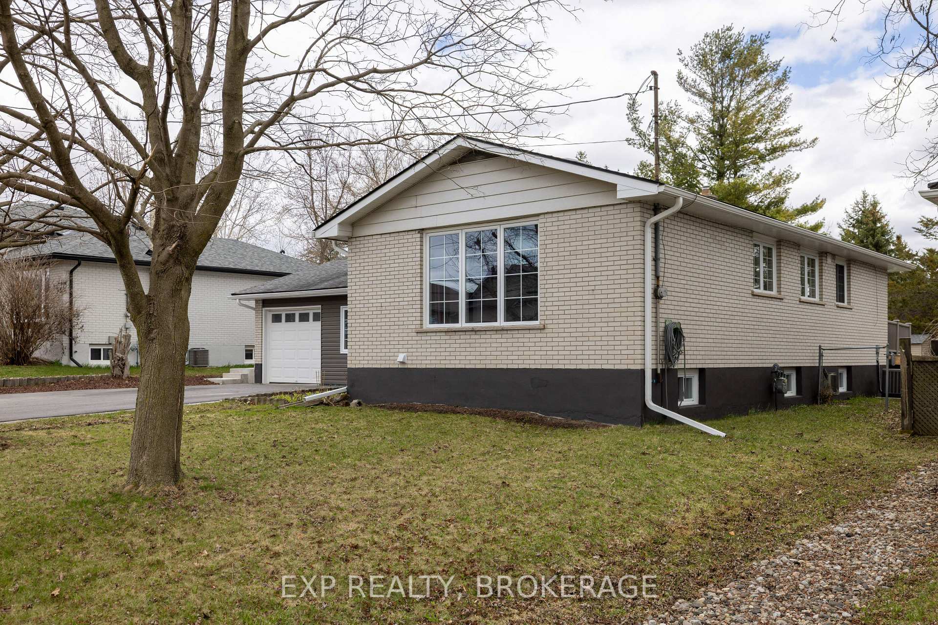Photo 35 of 1288 Westbrook Road, Kingston, City Northwest — HOMEH