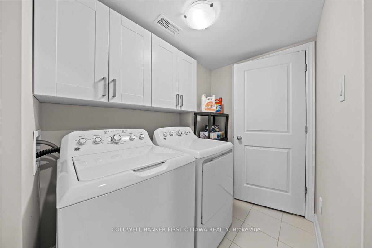 Photo 5 of 329 Citrine Street, Ottawa, Avalon West — HOMEH