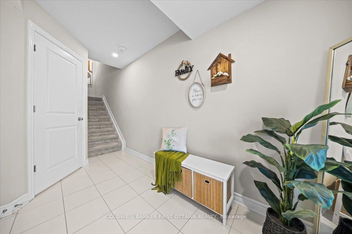Photo 6 of 329 Citrine Street, Ottawa, Avalon West — HOMEH