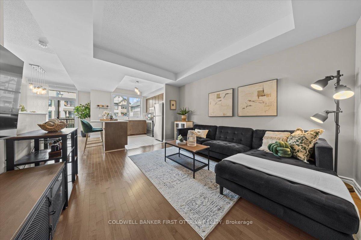 Photo 10 of 329 Citrine Street, Ottawa, Avalon West — HOMEH