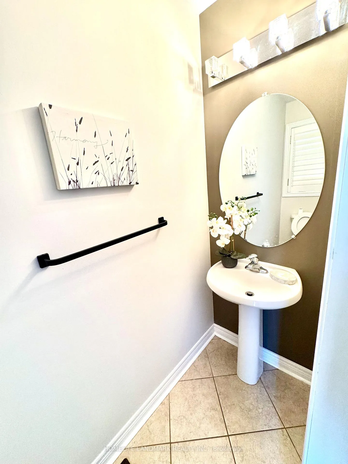 Photo 6 of 113 Mynden Way, Newmarket, Woodland Hill — HOMEH