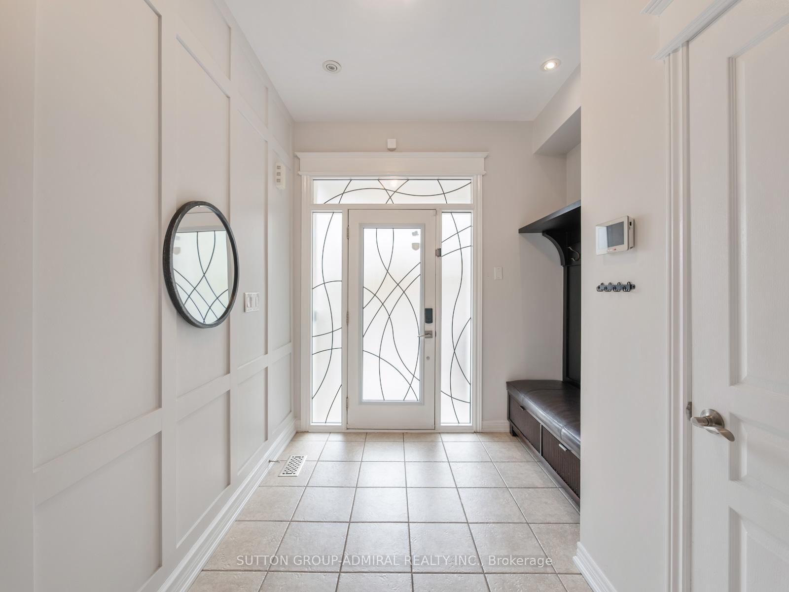 Photo 3 of 362 William Dunn Crescent, Newmarket, Summerhill Estates — HOMEH