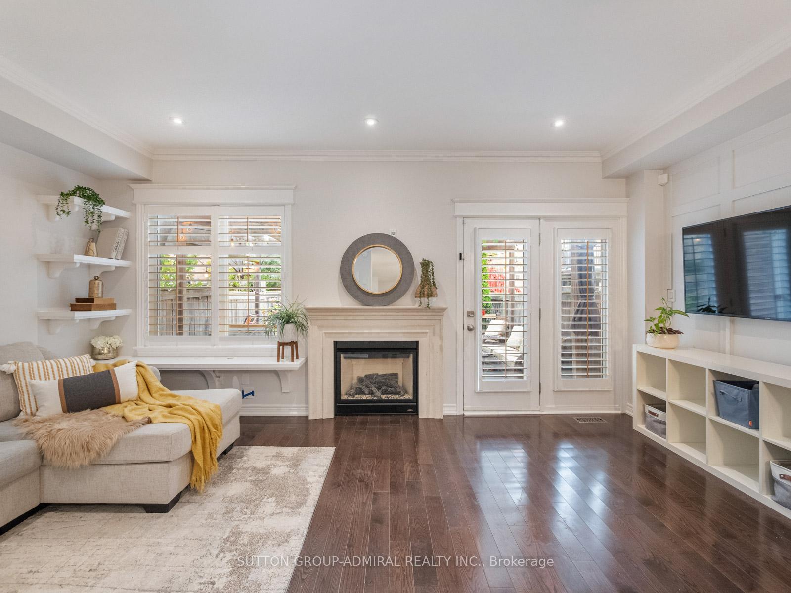 Photo 6 of 362 William Dunn Crescent, Newmarket, Summerhill Estates — HOMEH