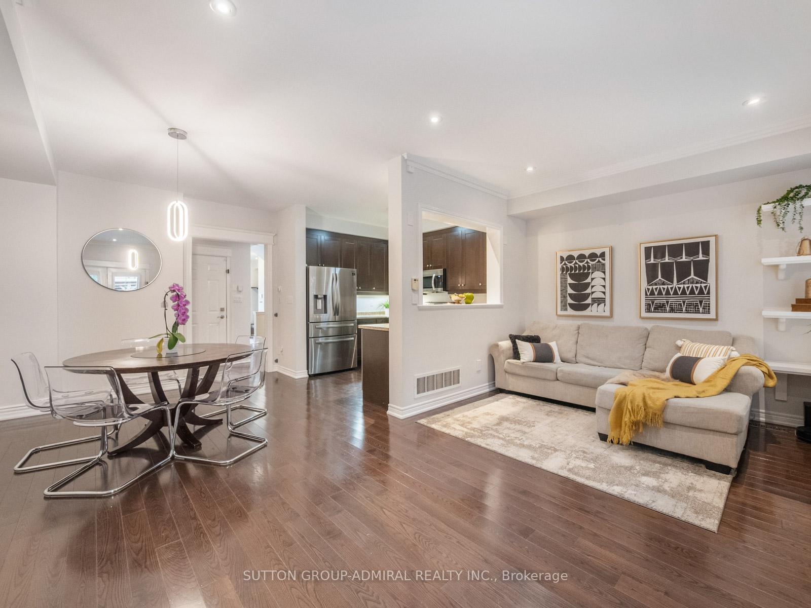 Photo 8 of 362 William Dunn Crescent, Newmarket, Summerhill Estates — HOMEH