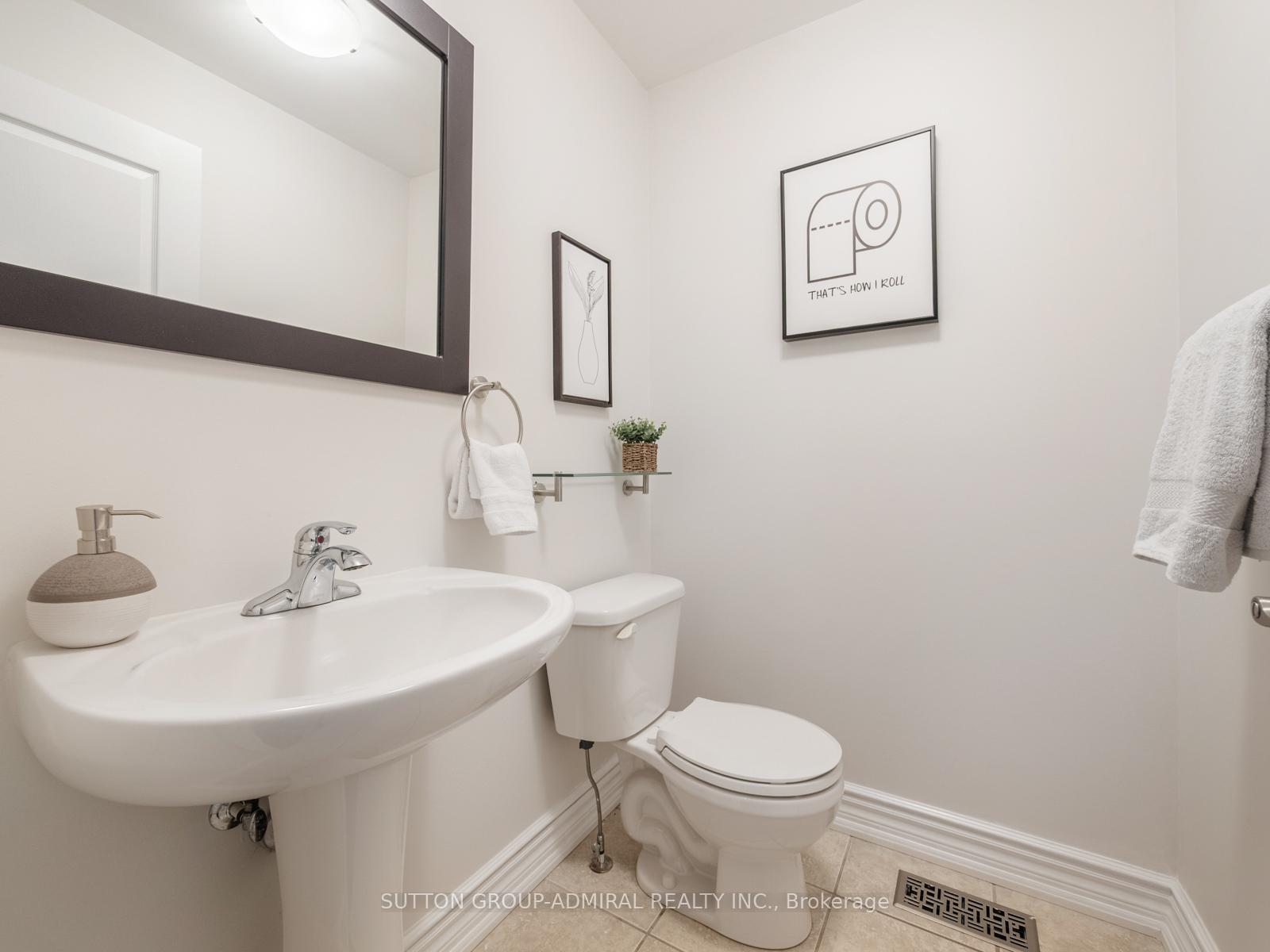 Photo 10 of 362 William Dunn Crescent, Newmarket, Summerhill Estates — HOMEH