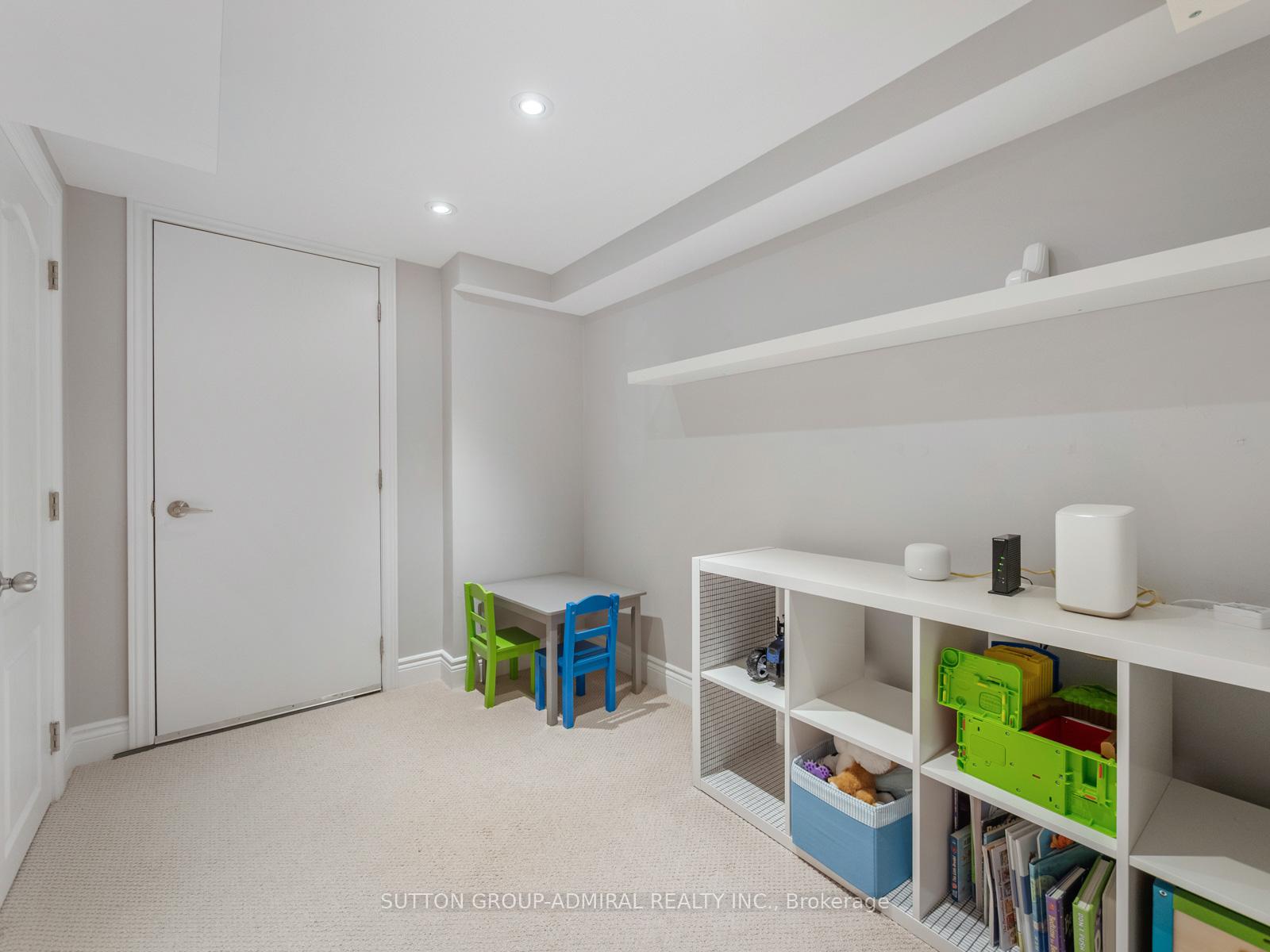Photo 24 of 362 William Dunn Crescent, Newmarket, Summerhill Estates — HOMEH
