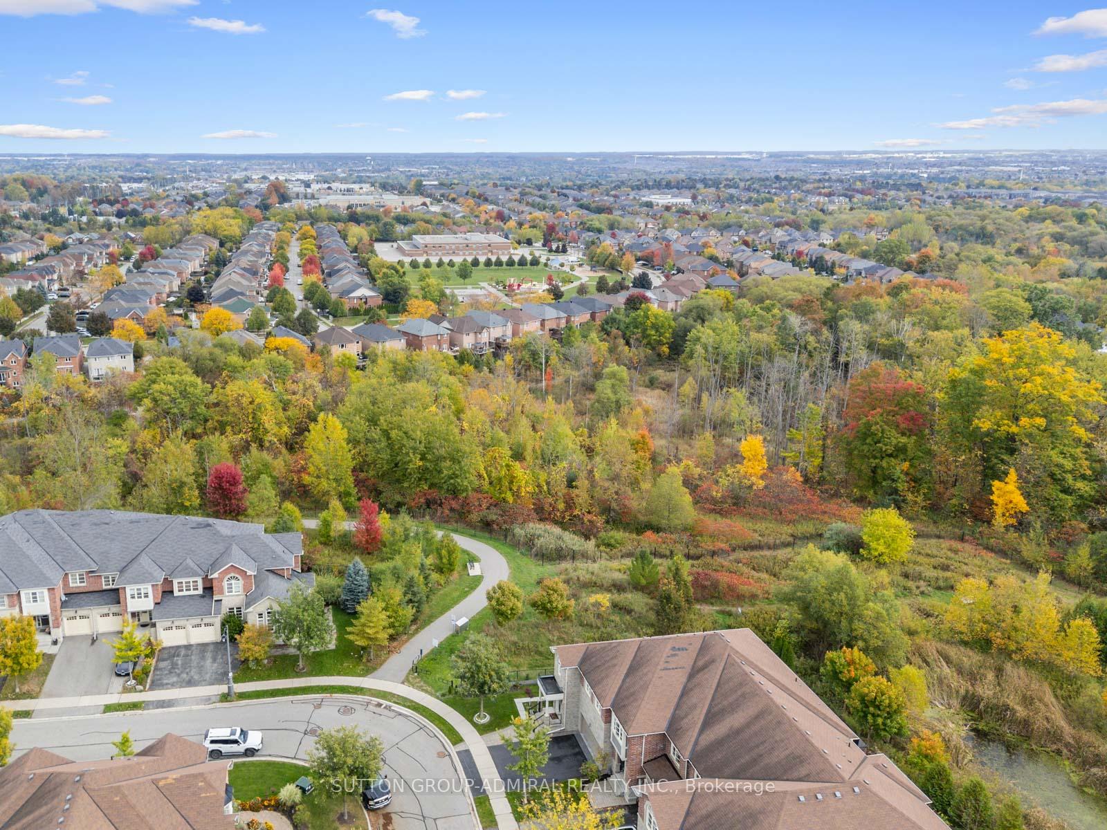 Photo 31 of 362 William Dunn Crescent, Newmarket, Summerhill Estates — HOMEH