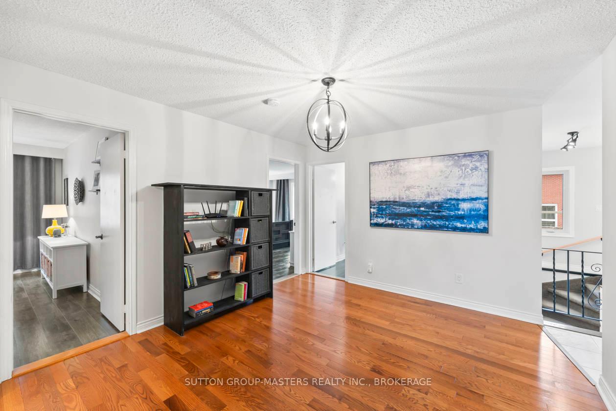 Photo 6 of 984 Ambleside Crescent, Kingston, North of Taylor-Kidd Blvd — HOMEH