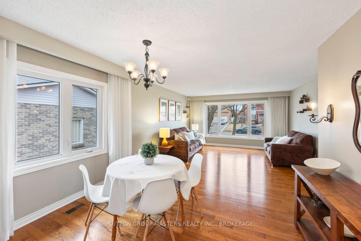 Photo 24 of 984 Ambleside Crescent, Kingston, North of Taylor-Kidd Blvd — HOMEH