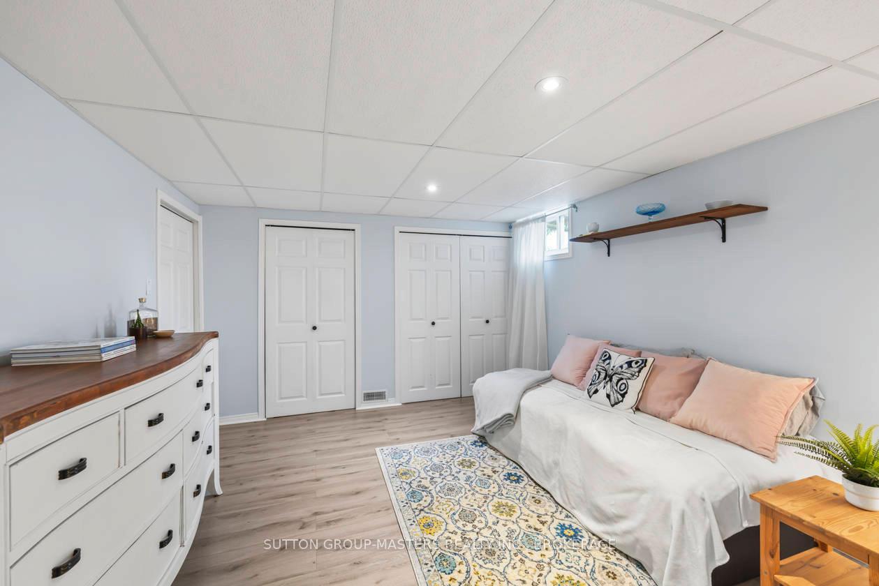 Photo 34 of 984 Ambleside Crescent, Kingston, North of Taylor-Kidd Blvd — HOMEH