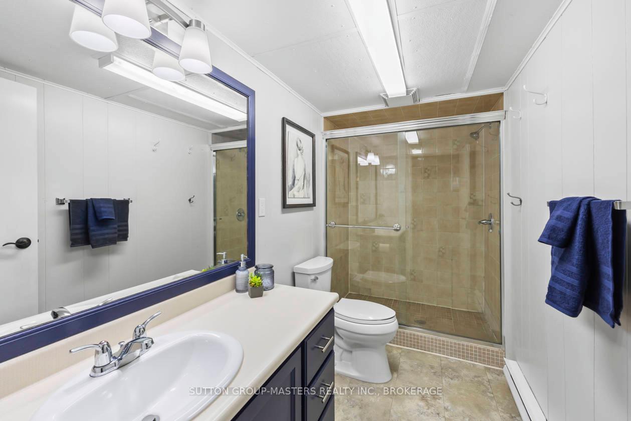 Photo 36 of 984 Ambleside Crescent, Kingston, North of Taylor-Kidd Blvd — HOMEH