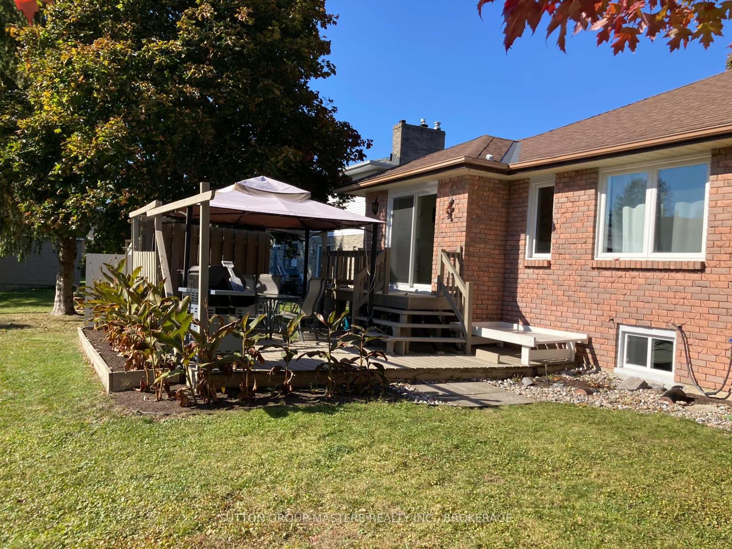 Photo 46 of 984 Ambleside Crescent, Kingston, North of Taylor-Kidd Blvd — HOMEH