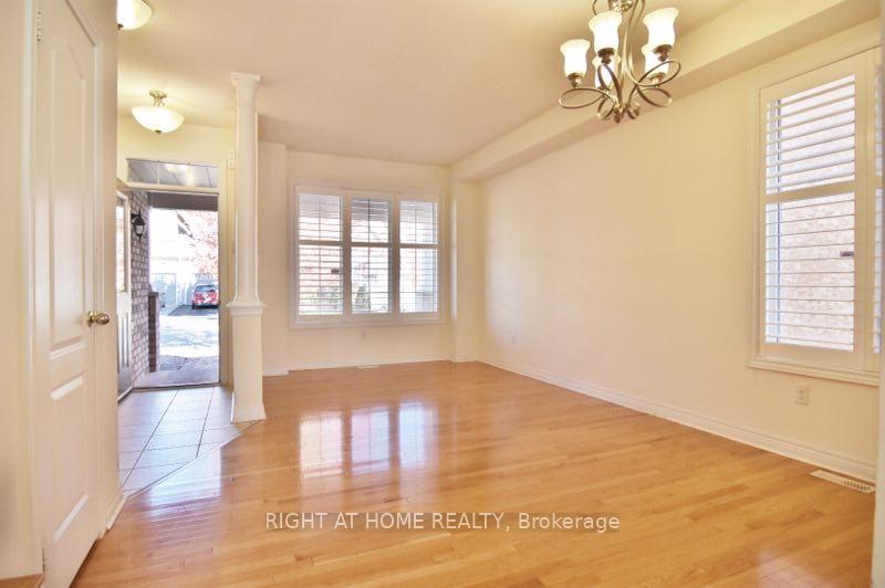 Photo 6 of 51 Tidewater Street, Markham, Wismer — HOMEH
