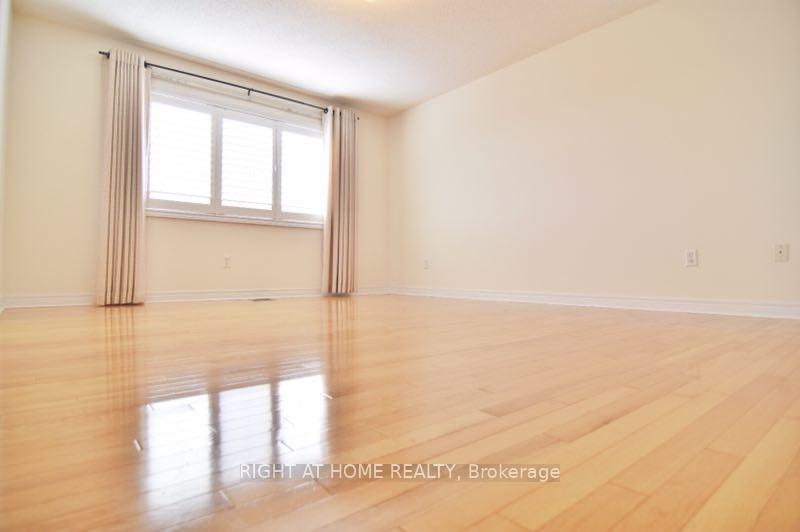 Photo 9 of 51 Tidewater Street, Markham, Wismer — HOMEH