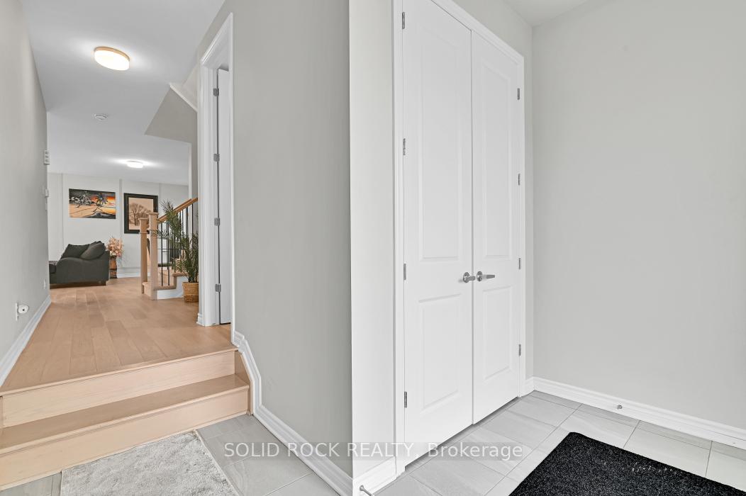 Photo 3 of 39 Jargeau Road, Ottawa, Chapel Hill South - Orleans Village — HOMEH