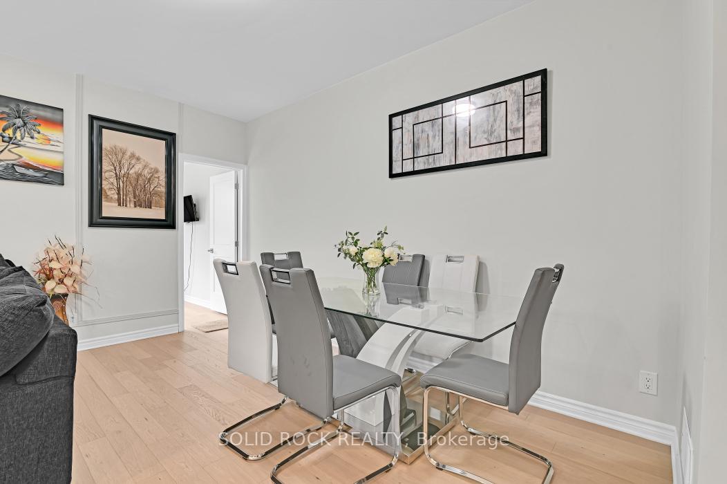 Photo 11 of 39 Jargeau Road, Ottawa, Chapel Hill South - Orleans Village — HOMEH