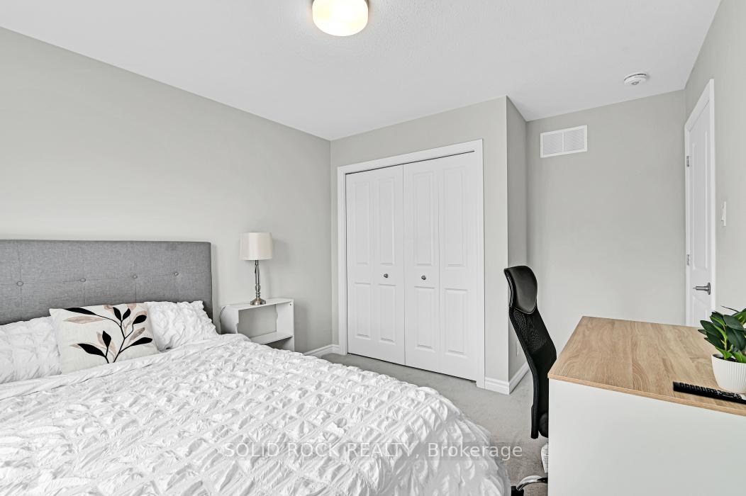 Photo 20 of 39 Jargeau Road, Ottawa, Chapel Hill South - Orleans Village — HOMEH