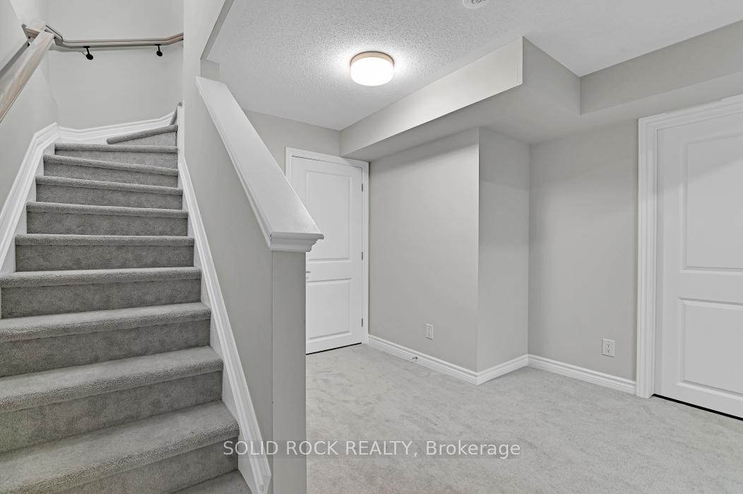 Photo 21 of 39 Jargeau Road, Ottawa, Chapel Hill South - Orleans Village — HOMEH