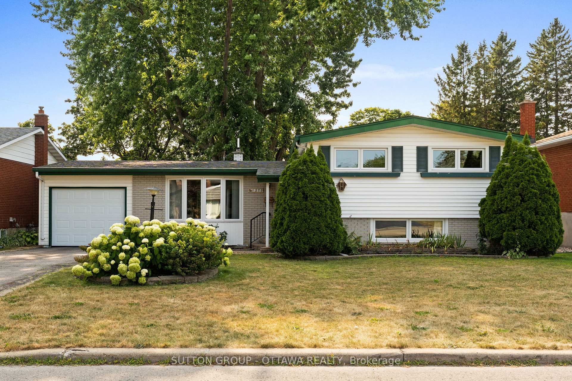 Photo 1 of 1370 Sault Street, Ottawa, Bilberry Creek/Queenswood Heights — HOMEH