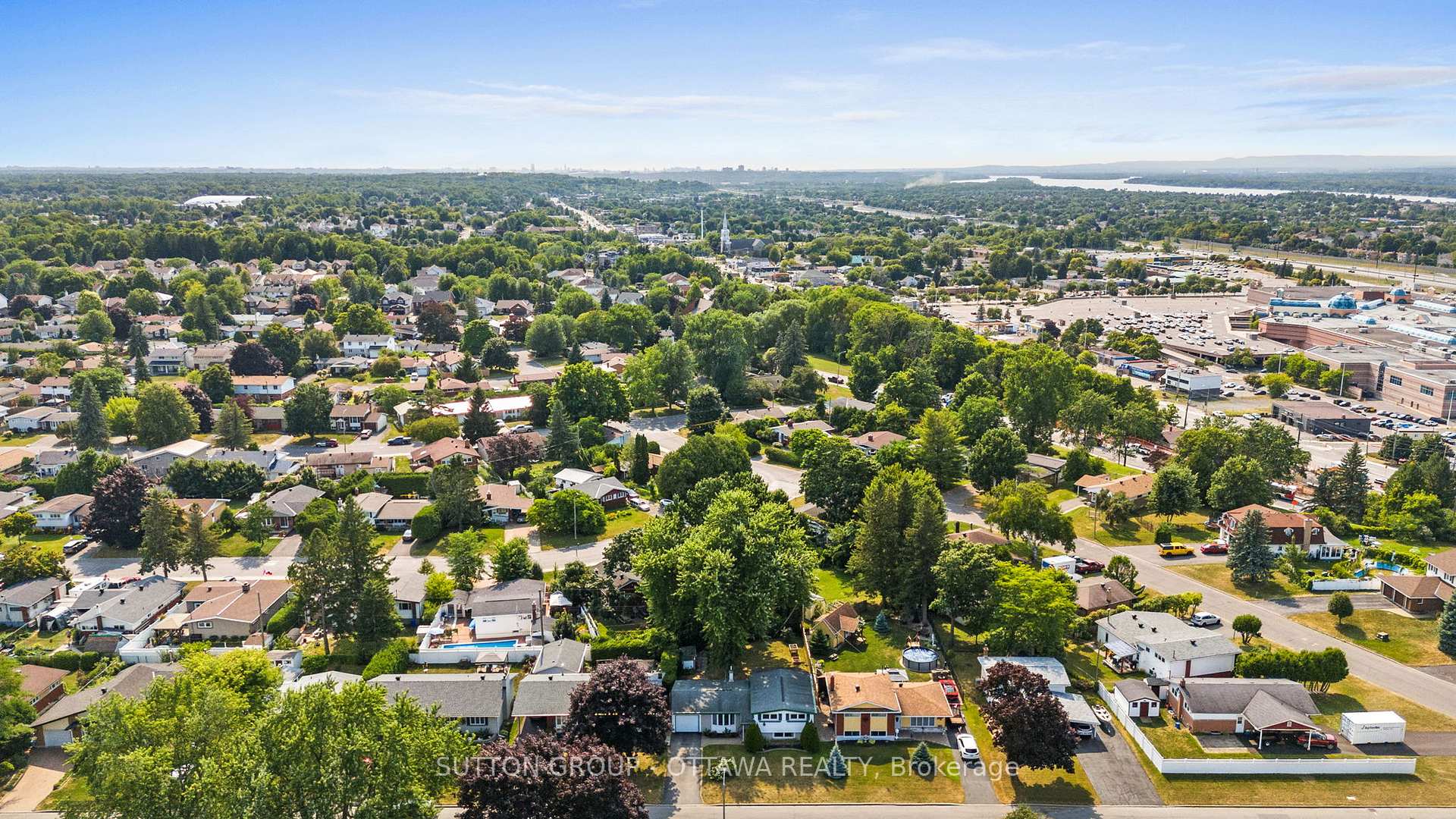 Photo 43 of 1370 Sault Street, Ottawa, Bilberry Creek/Queenswood Heights — HOMEH