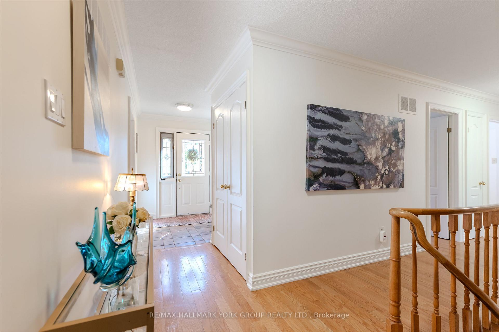 Photo 17 of 332 John Bowser Crescent, Newmarket, Glenway Estates — HOMEH