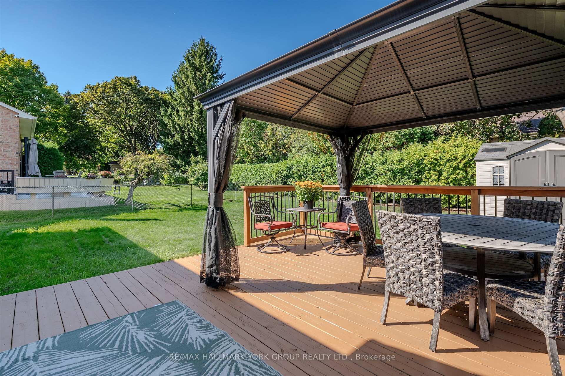 Photo 33 of 332 John Bowser Crescent, Newmarket, Glenway Estates — HOMEH