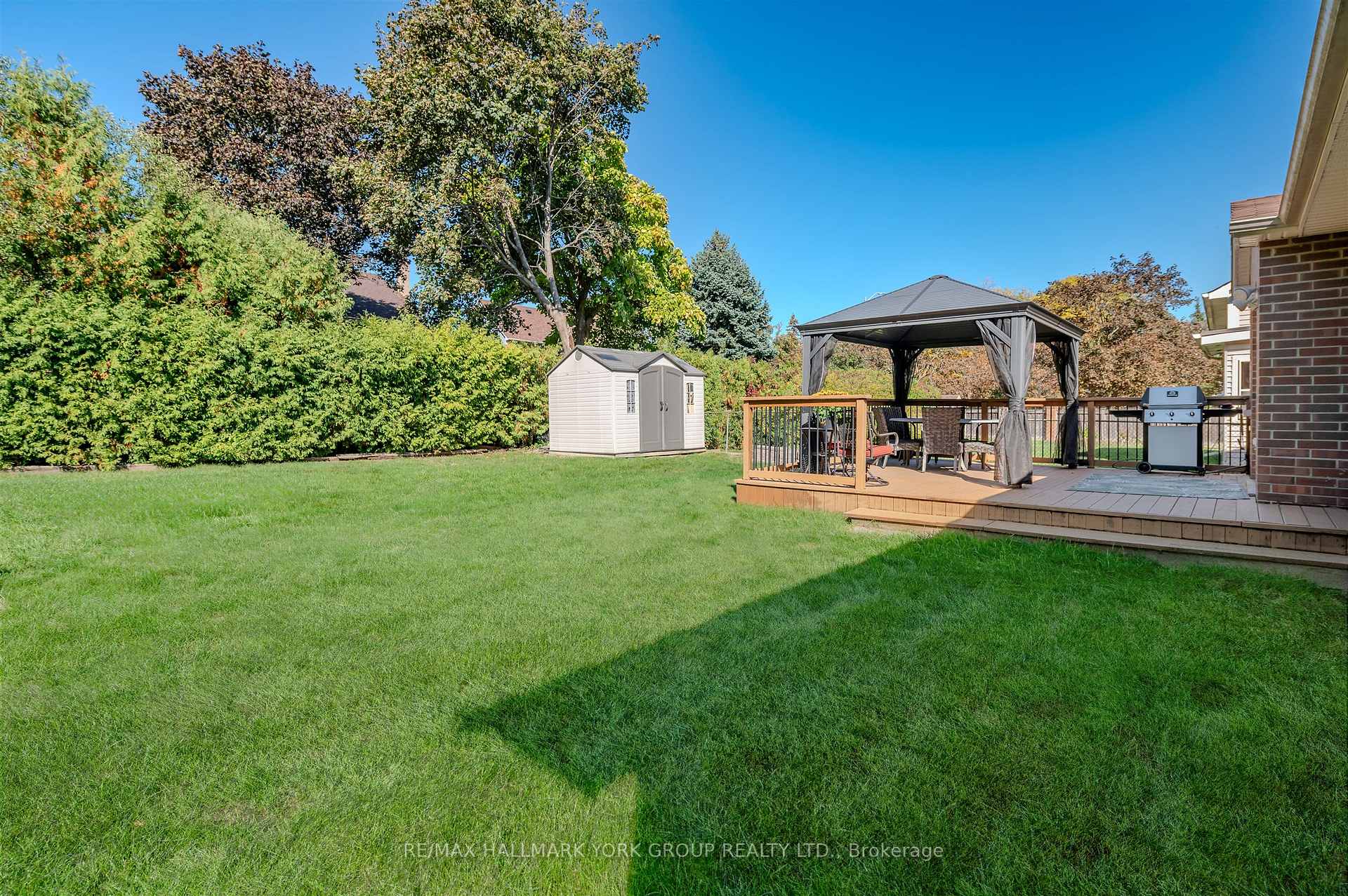 Photo 34 of 332 John Bowser Crescent, Newmarket, Glenway Estates — HOMEH