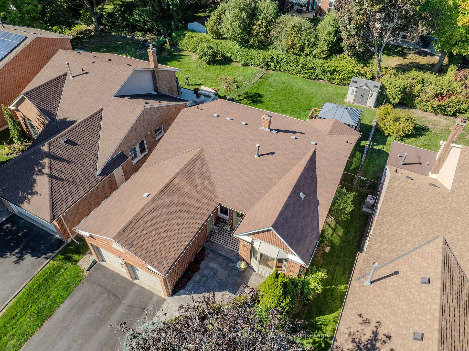 Photo 36 of 332 John Bowser Crescent, Newmarket, Glenway Estates — HOMEH