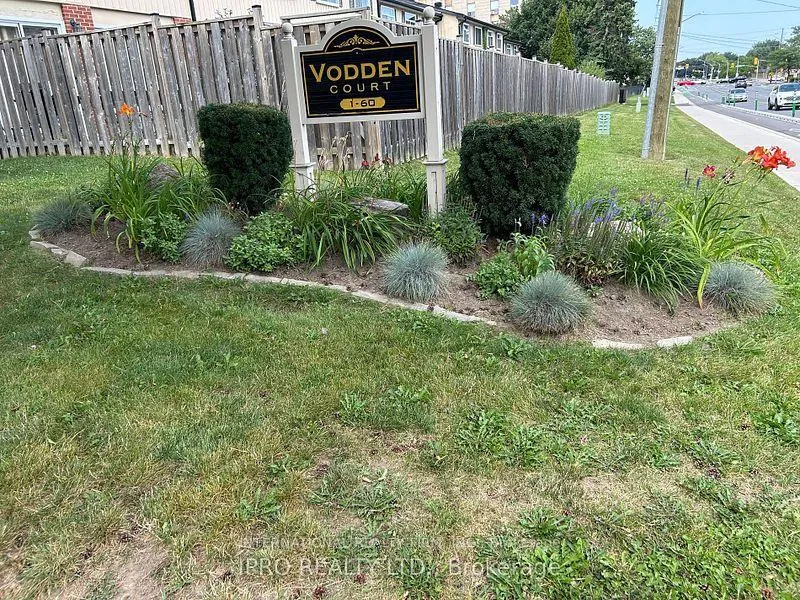 Photo 1 of 52 Vodden Court, Brampton, Brampton North — HOMEH