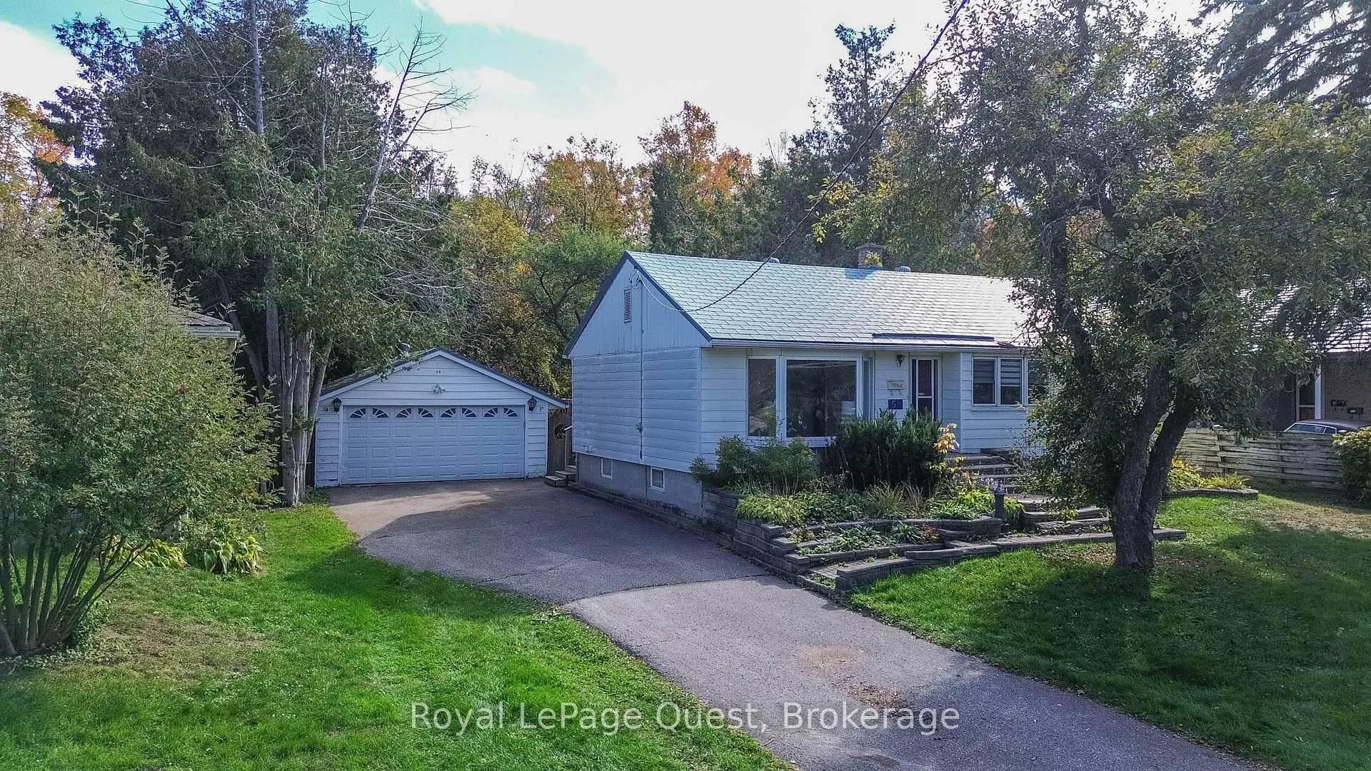Photo 2 of 59 Fittons Road E, Orillia — HOMEH