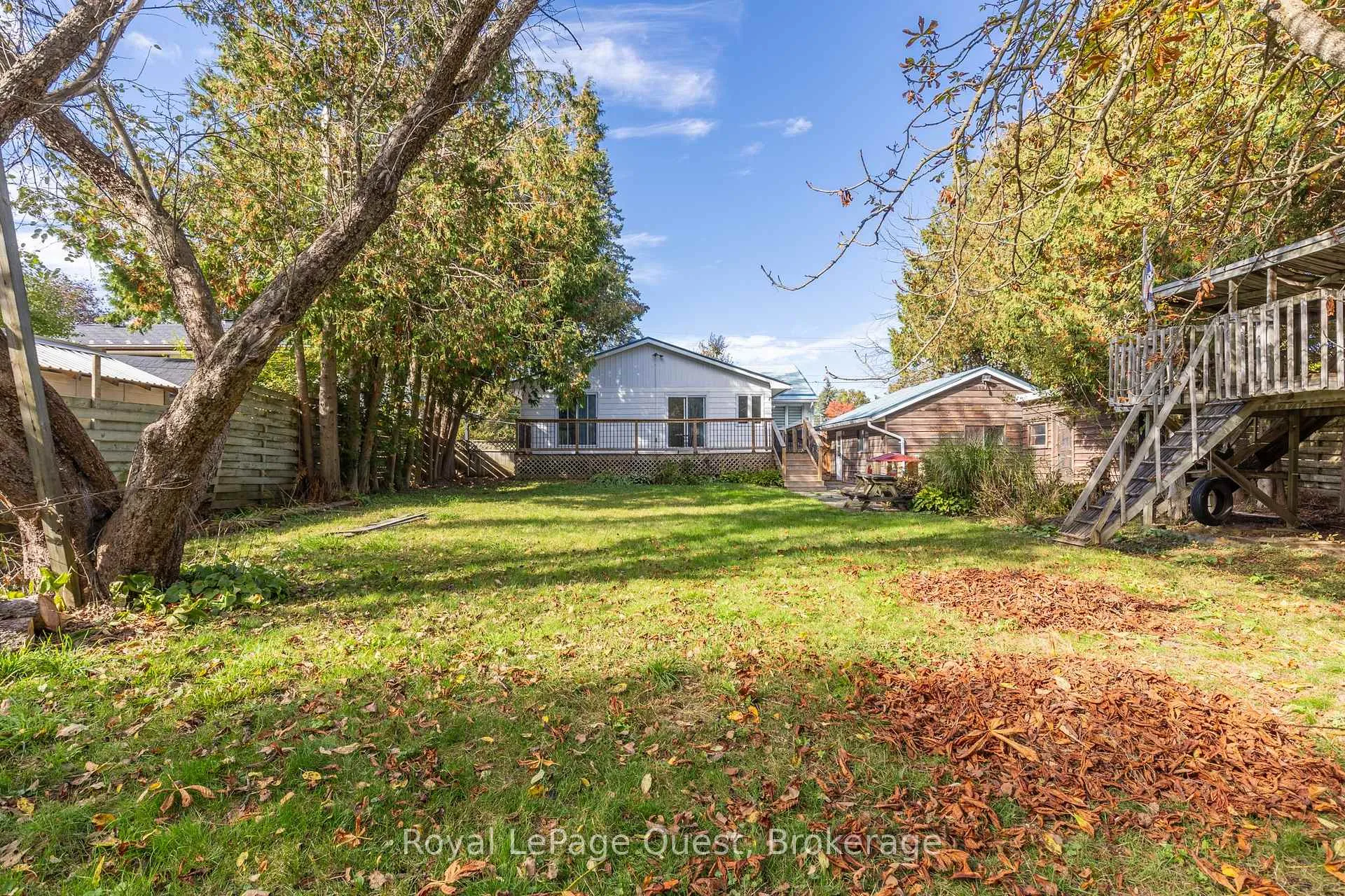 Photo 4 of 59 Fittons Road E, Orillia — HOMEH