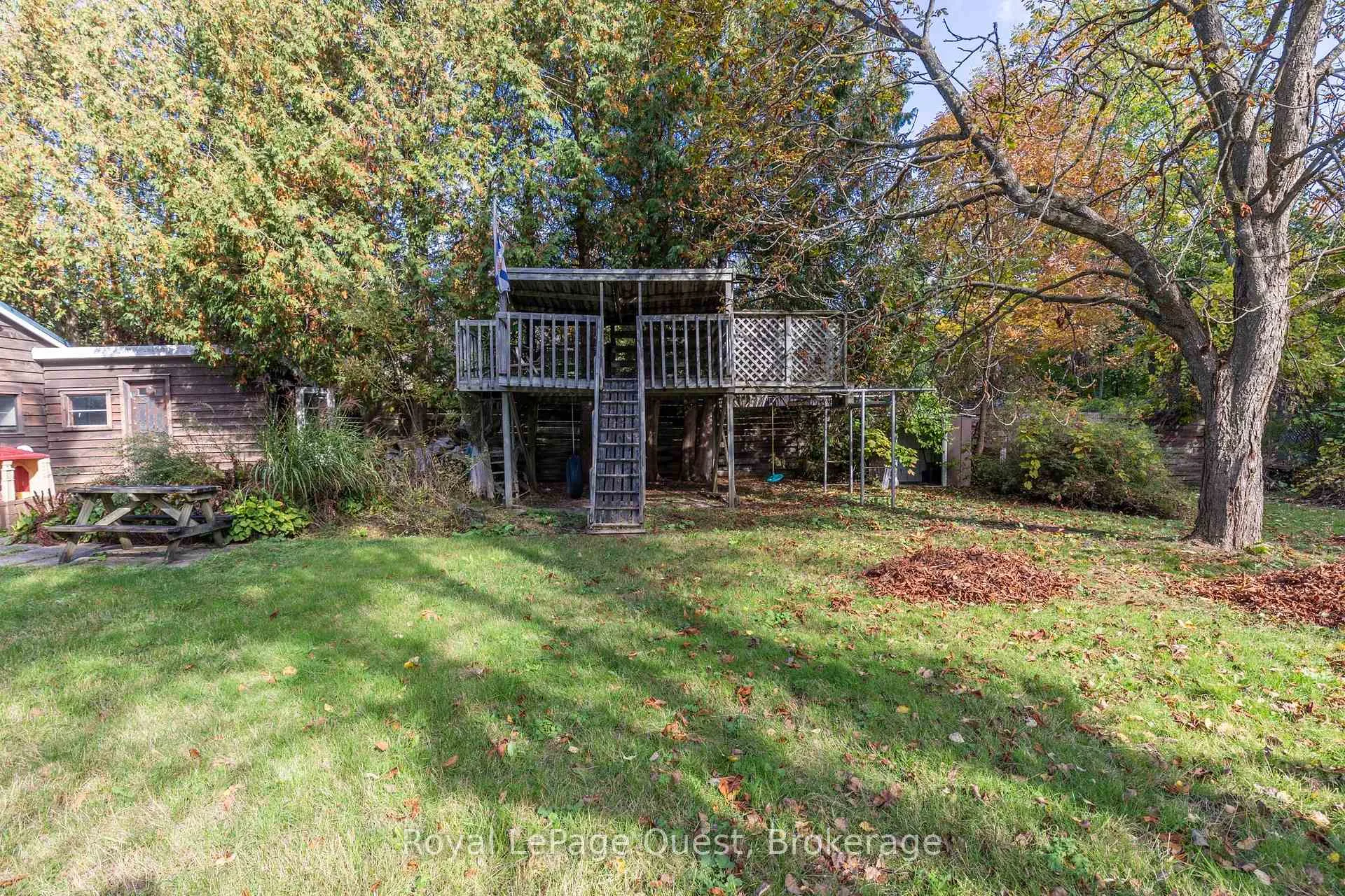 Photo 8 of 59 Fittons Road E, Orillia — HOMEH