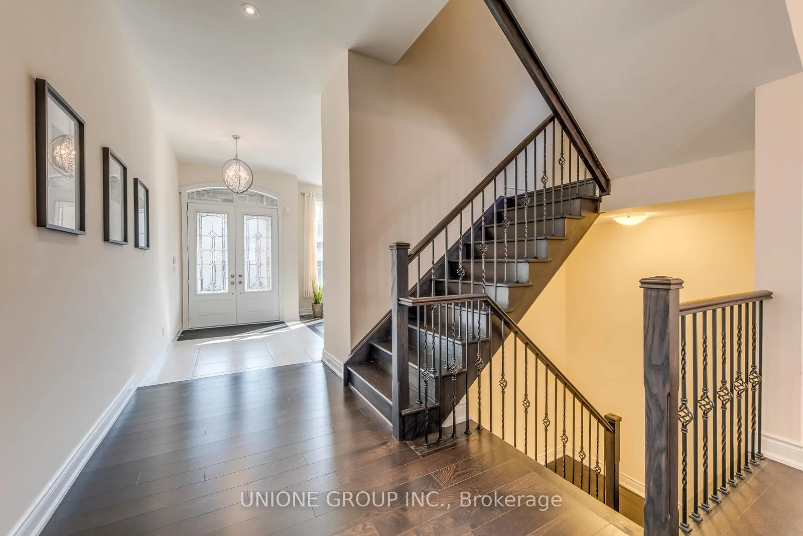 Photo 5 of 3045 Parsonage Crescent, Oakville, Glenorchy — HOMEH
