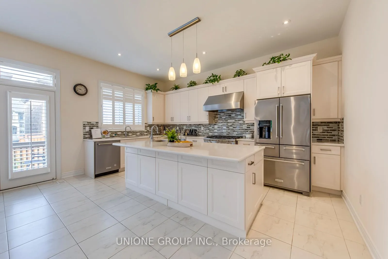 Photo 17 of 3045 Parsonage Crescent, Oakville, Glenorchy — HOMEH