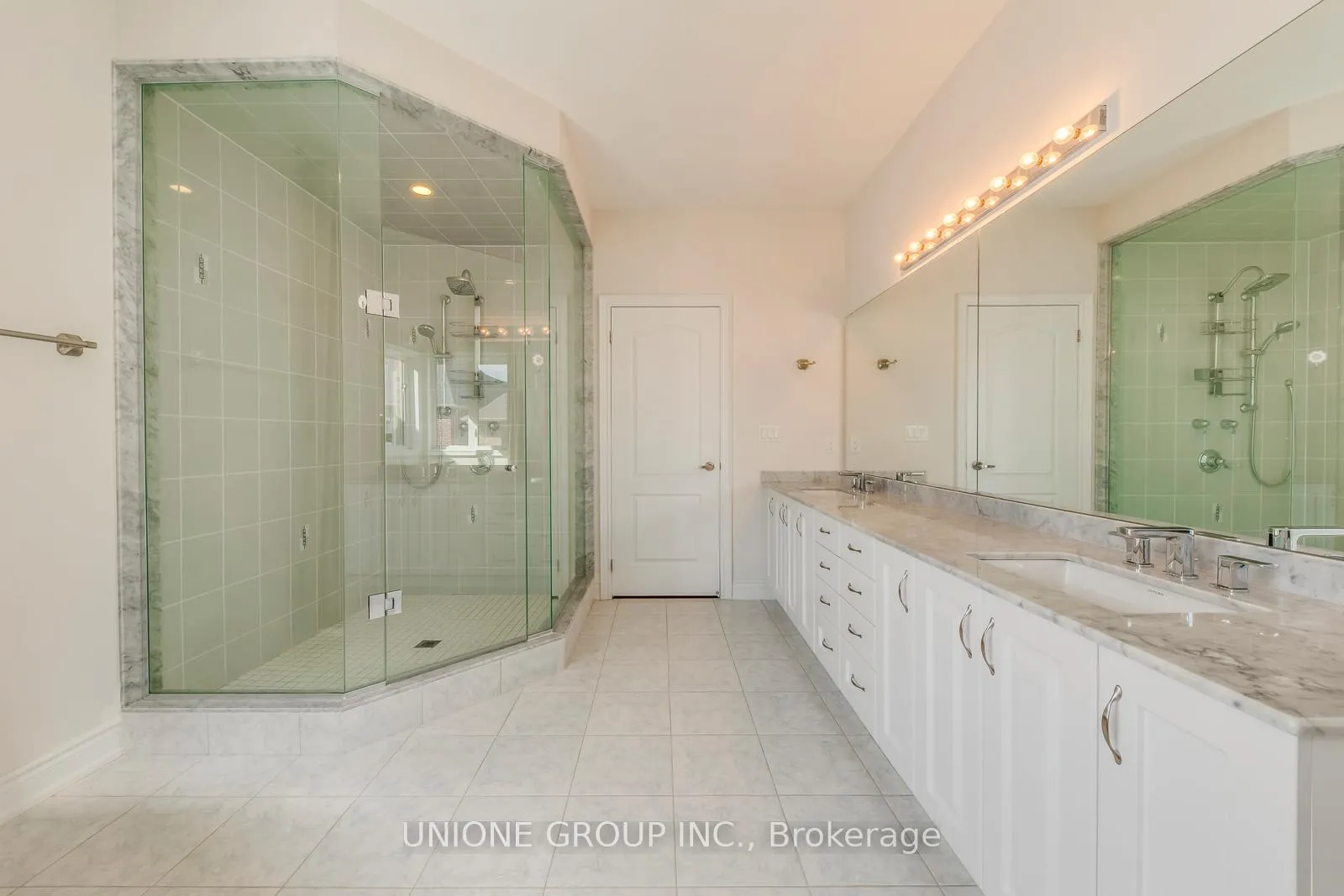 Photo 29 of 3045 Parsonage Crescent, Oakville, Glenorchy — HOMEH