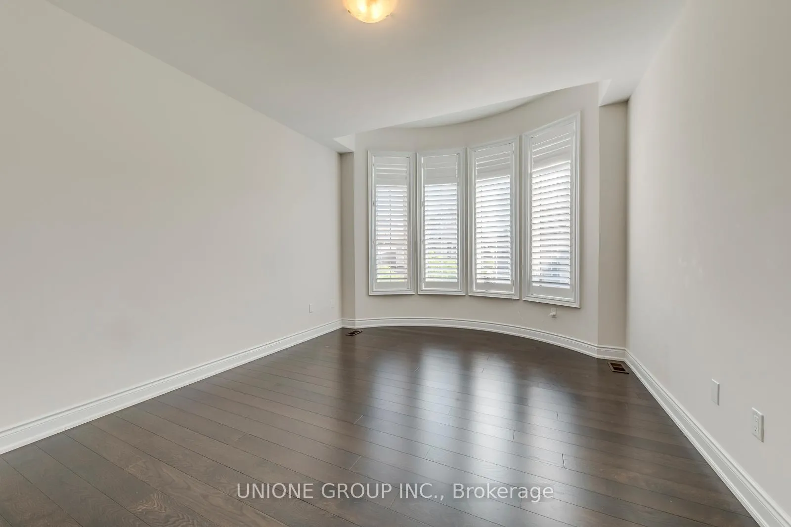 Photo 34 of 3045 Parsonage Crescent, Oakville, Glenorchy — HOMEH