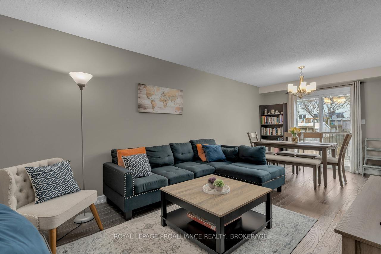 Photo 11 of 929 Clearfield Crescent, Kingston, North of Taylor-Kidd Blvd — HOMEH