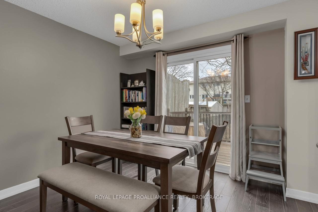 Photo 13 of 929 Clearfield Crescent, Kingston, North of Taylor-Kidd Blvd — HOMEH