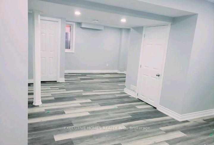 Photo 10 of Unit Bsmt, 905 Stoutt Crescent, Milton, Coates — HOMEH