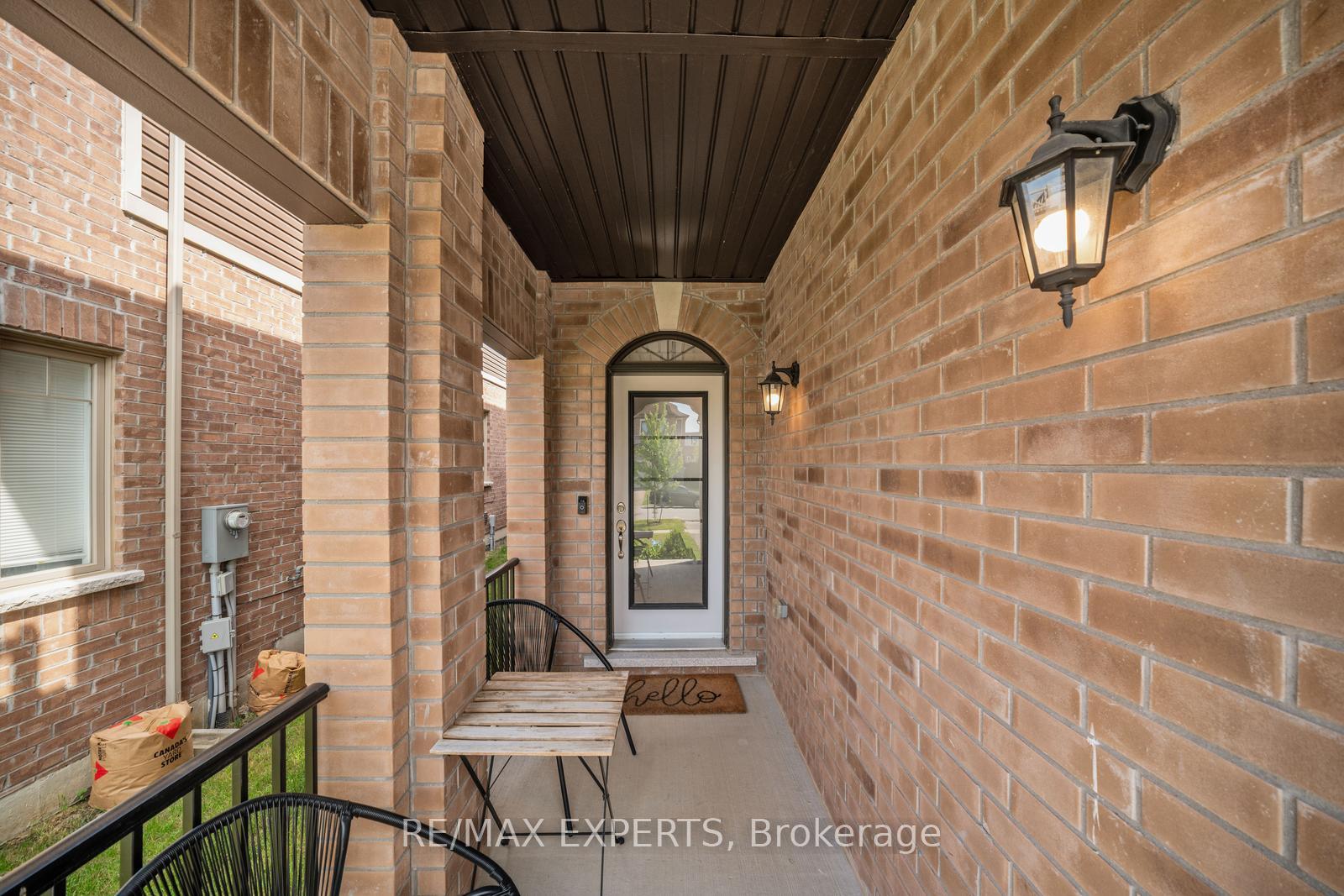 Photo 2 of 115 Arnold Crescent, New Tecumseth, Alliston — HOMEH