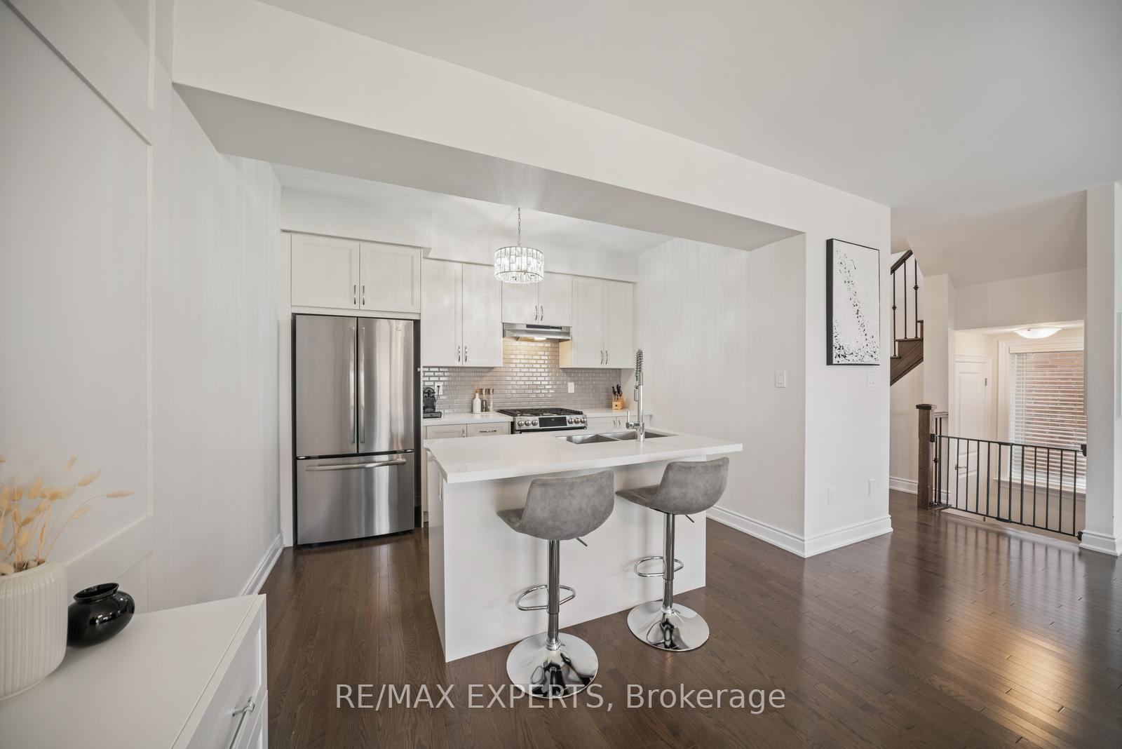 Photo 9 of 115 Arnold Crescent, New Tecumseth, Alliston — HOMEH